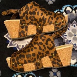 Leopard pump sandals